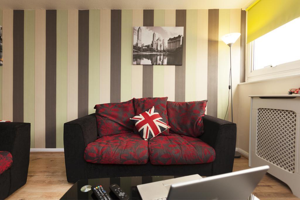Victoria Centre Apartments In The Victoria Centre Shopping Centre - Nottingham City Centre - 24 Hour Access - Most Central Location, Kitchen - Sunday Check-Out 1Pm - Opposite Hilton By Restaurants & Shops - Outdoor Parking Cars Or Vans Five Pounds A Eksteriør billede