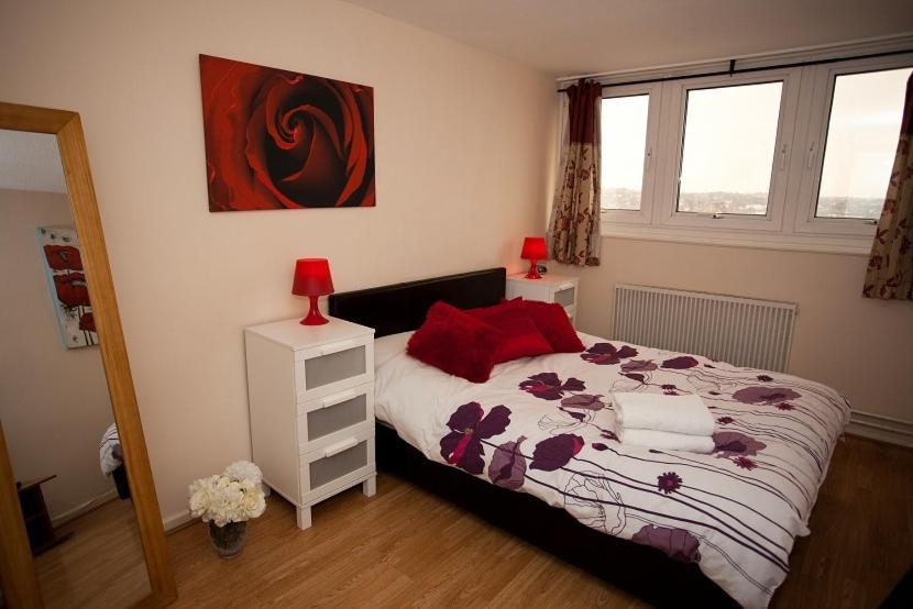 Victoria Centre Apartments In The Victoria Centre Shopping Centre - Nottingham City Centre - 24 Hour Access - Most Central Location, Kitchen - Sunday Check-Out 1Pm - Opposite Hilton By Restaurants & Shops - Outdoor Parking Cars Or Vans Five Pounds A Eksteriør billede